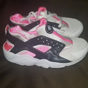Girls Nike Huarache
